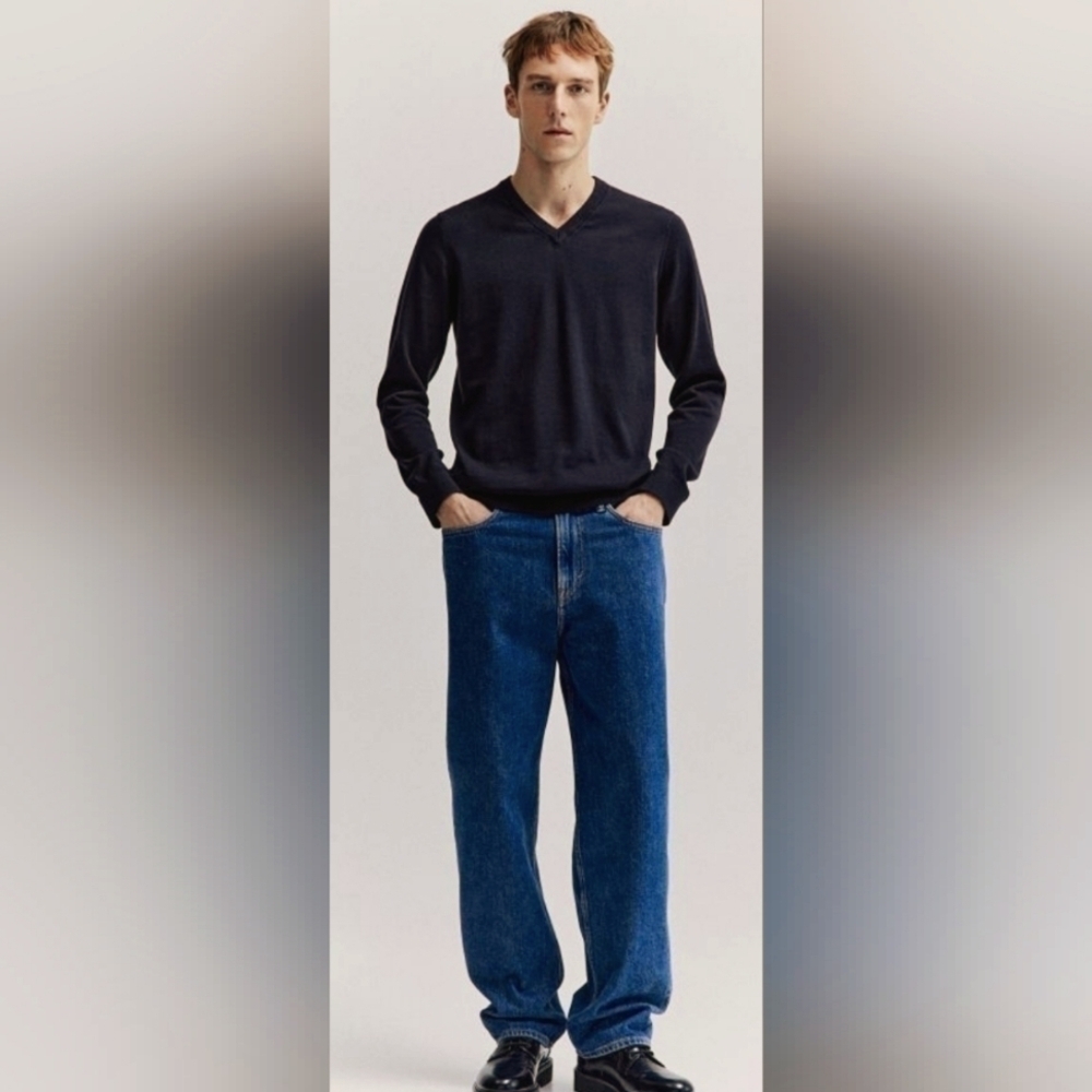 H&M LOGG Sweater Mens Size M Black V Neck Long Sleeve Sweater